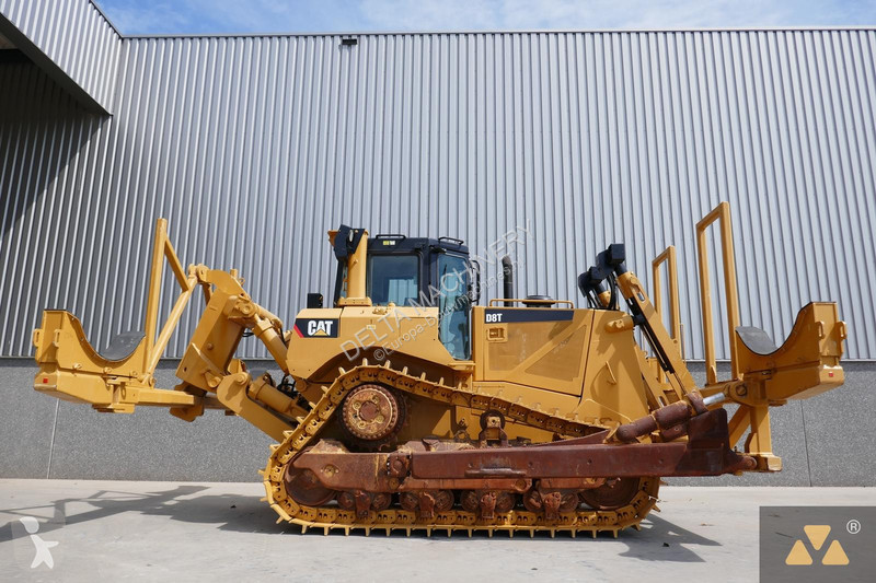 Entreprenørmaskiner Caterpillar D8T Pipe carrier