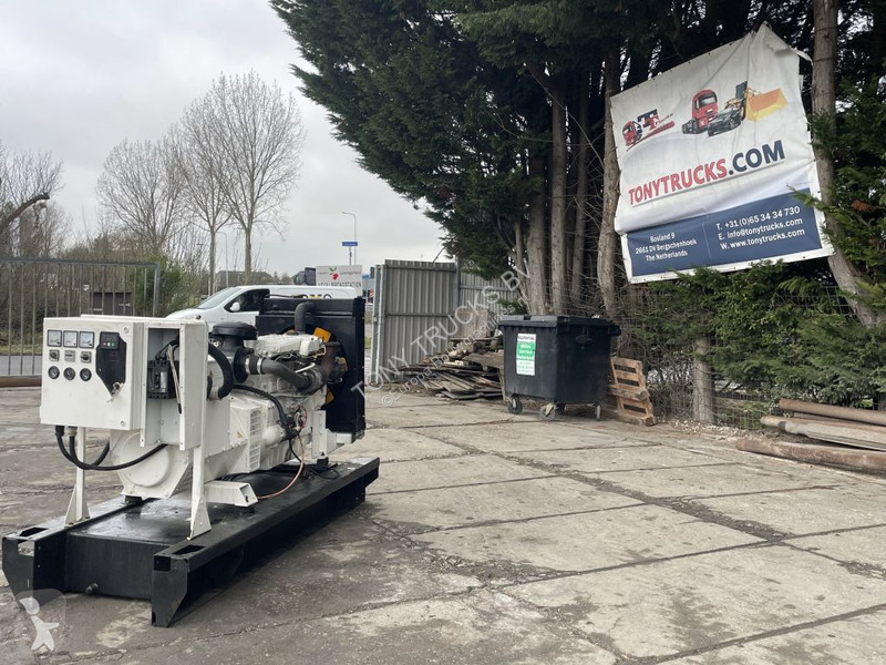 آلة لمواقع البناء Perkins 100 KVA Generator 3...