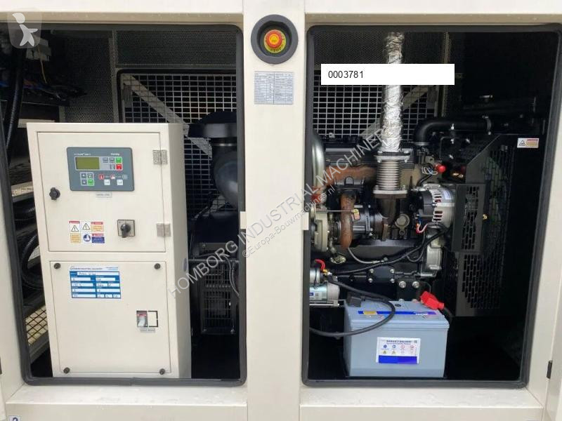 Material de obra Perkins 66 kVA Silent...