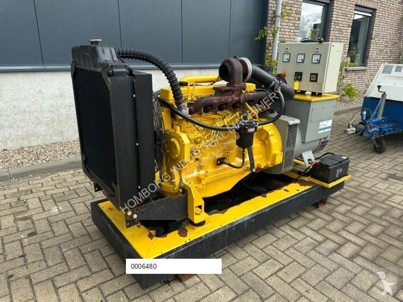 Entreprenørmaskiner John Deere 6068 TF 158...