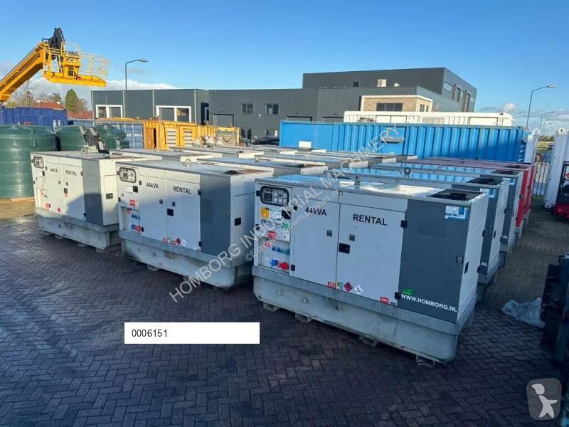 آلة لمواقع البناء Europower EPUS44TDE Kubota...