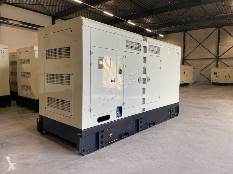 Stavebný stroj Cummins QSZ13-G13 - 550 kVA...