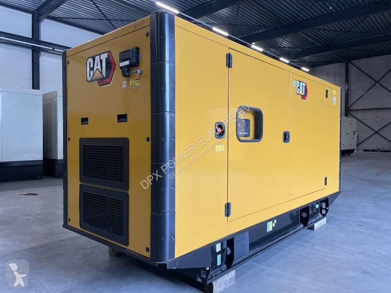 Stavebný stroj Caterpillar DE220E0 - 220 kVA...