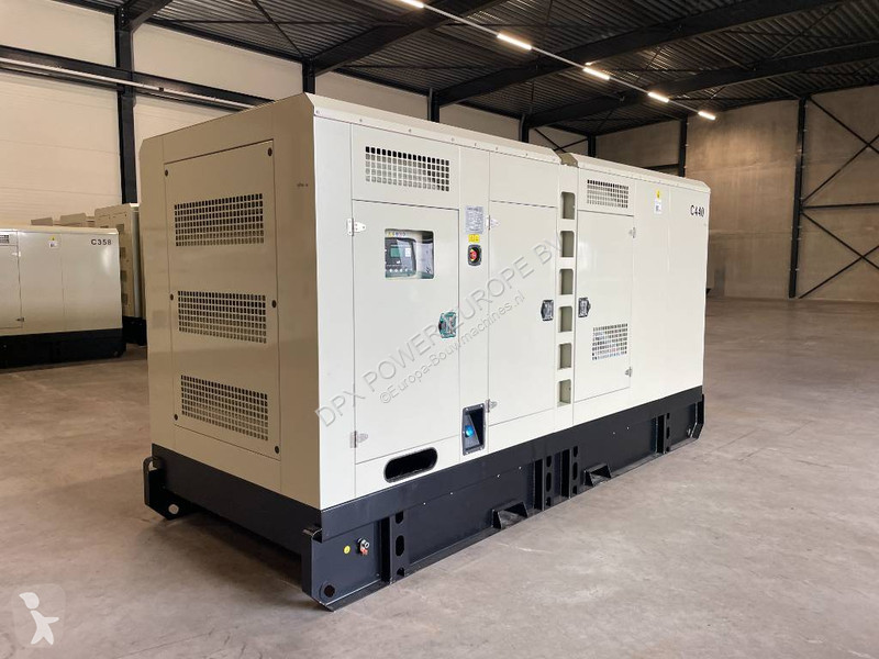 Stavebný stroj Cummins QSNT-G3 - 440 kVA...