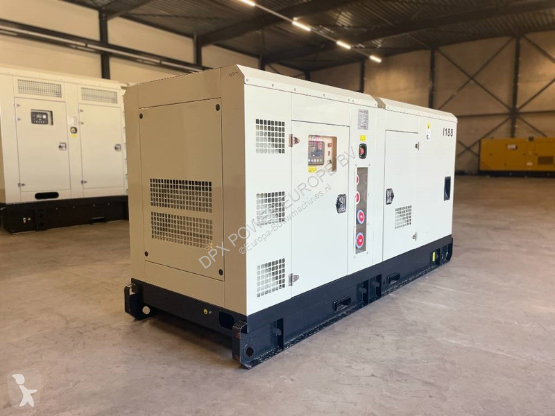 Stavebný stroj Iveco NEF67TM4 - 188 kVA...