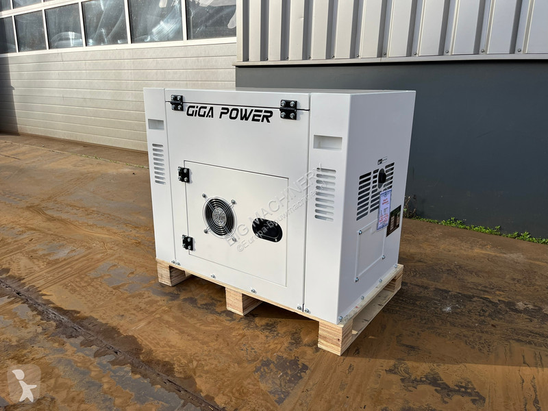 Stavebný stroj  PLD12000SE 10 kVA silent generator