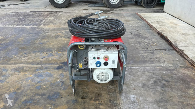 Stavební vybavení Wacker Neuson HPU8