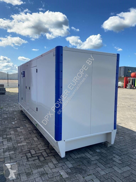 Stavebný stroj FG Wilson P550-3 - 550 kVA...