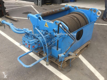 آلة رافعة Terex