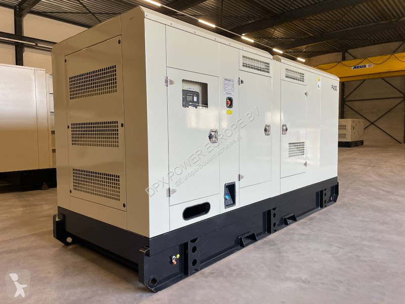 Строительное оборудование Perkins 2206C-E13TAG2...