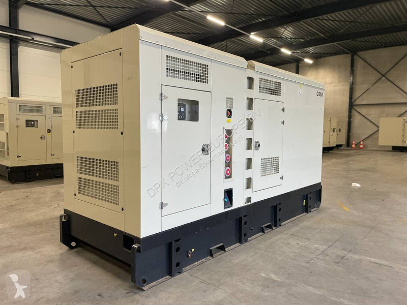 Stavebný stroj Cummins QSZ13-G10 - 600 kVA...
