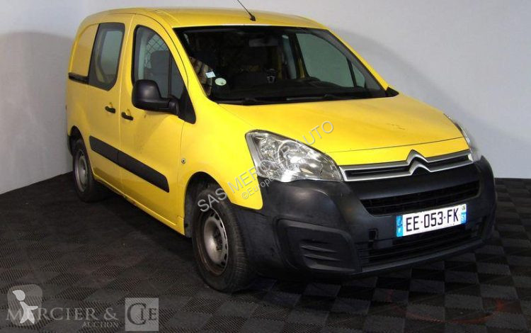 Véhicule utilitaire  berlingo