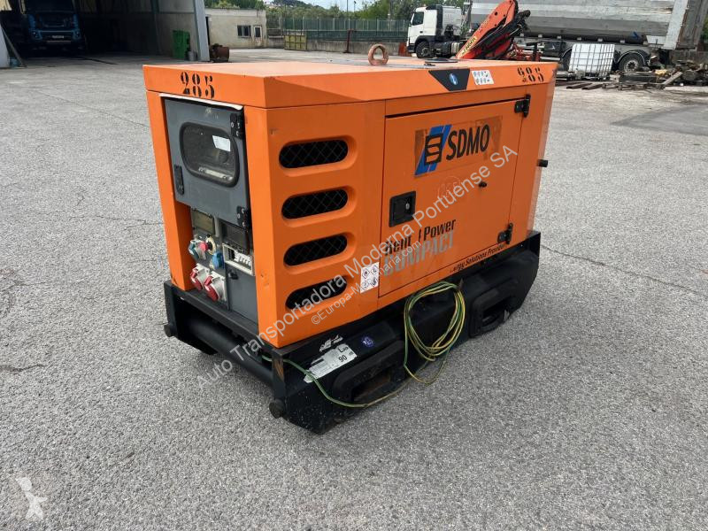 Entreprenørmaskiner SDMO  R22