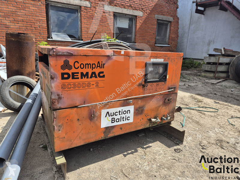 آلة لمواقع البناء Compair DEMAG SC30DS-2