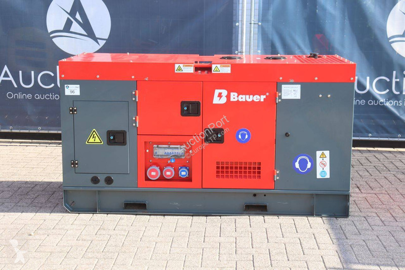 Будівельне обладнання Bauer STC-30