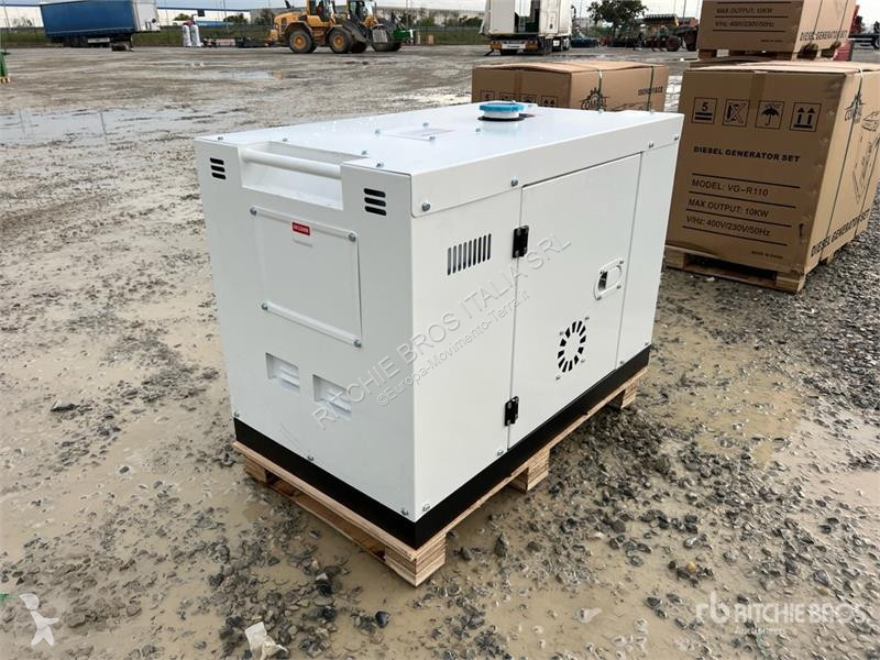 Sprzęt budowlany  Compal 10KW Generator Set...