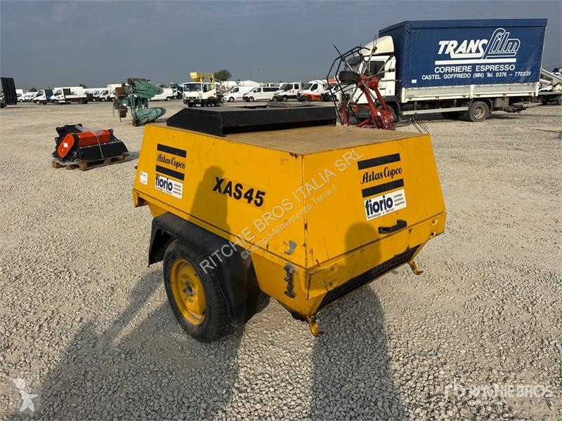 Vägbyggmaterial Atlas XAS45DD Air Compressor