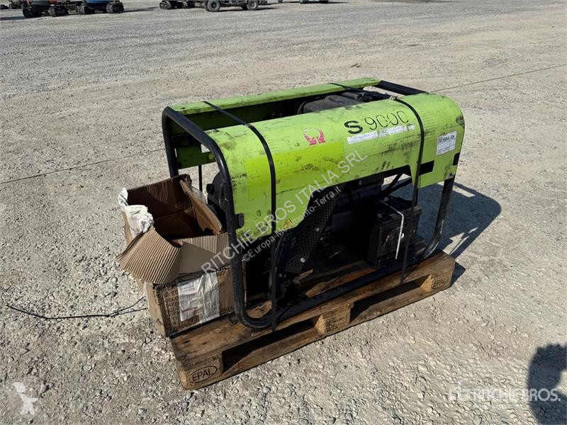 آلة لمواقع البناء Pramac S9000 10 kVA Portable...