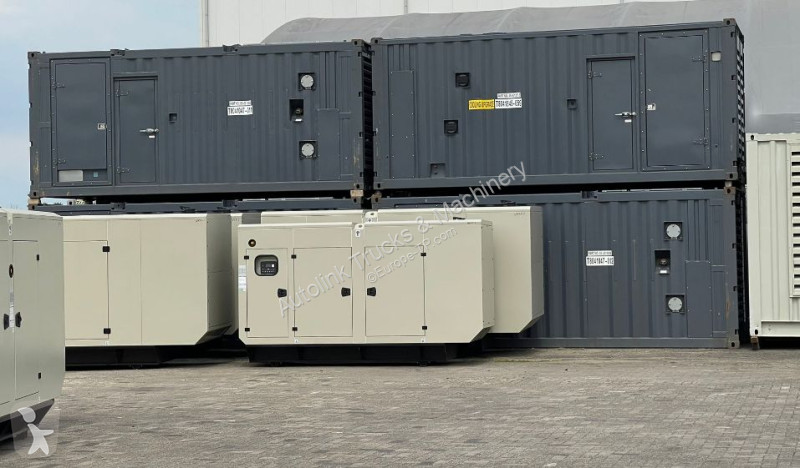 Entreprenørmaskiner Perkins  700 kVA