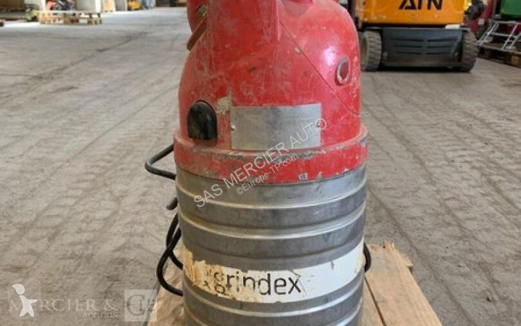 Matériel de chantier Grindex pompe immergee