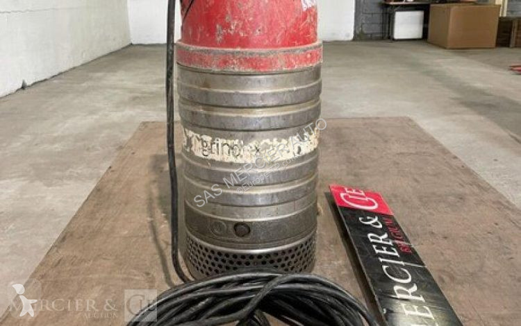 Matériel de chantier Grindex pompe immergee