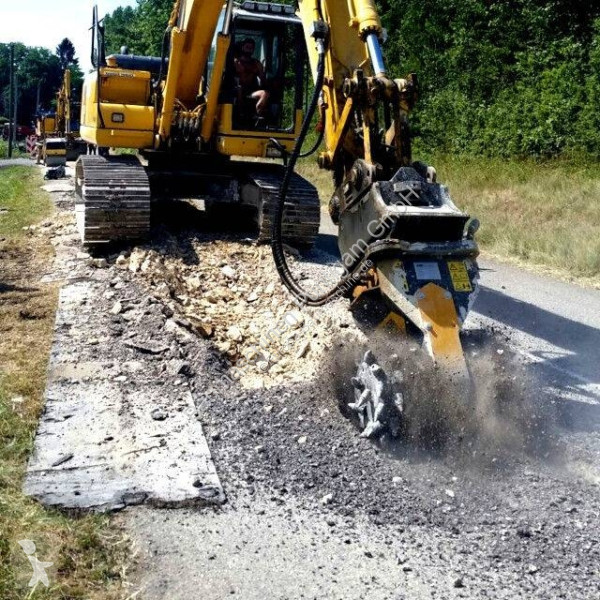 Matériel de chantier MB Crusher R 700