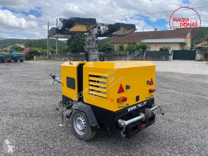 آلة لمواقع البناء Doosan R1130F V9