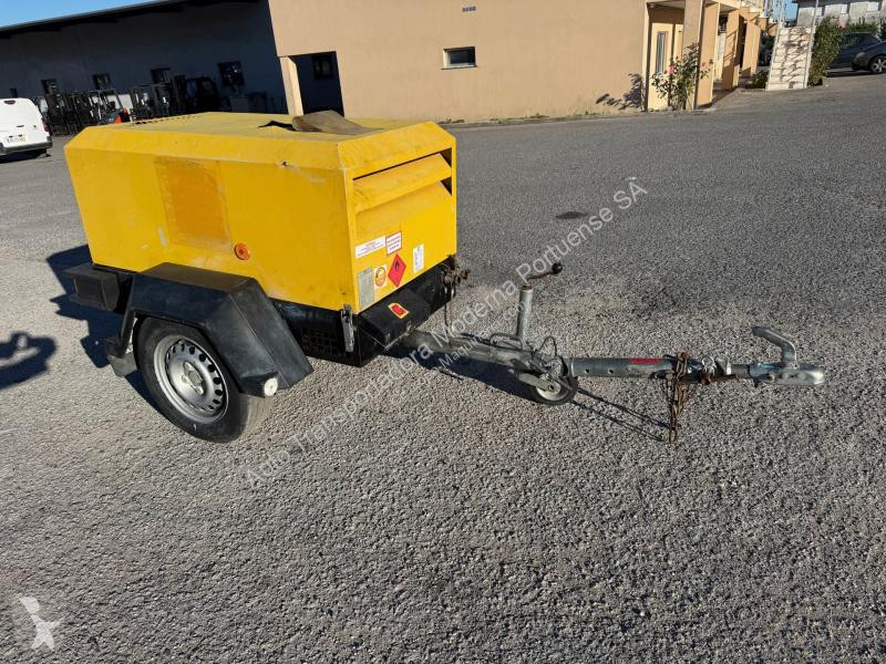 آلة لمواقع البناء Doosan  720