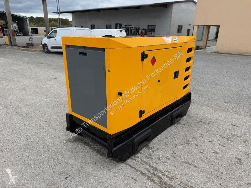 Material de obra SDMO  R 44