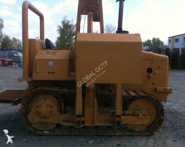 Material de obra Caterpillar D4 E