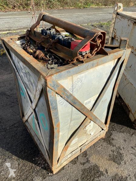 Vägbyggmaterial CUVE A CARBURANT 980 E