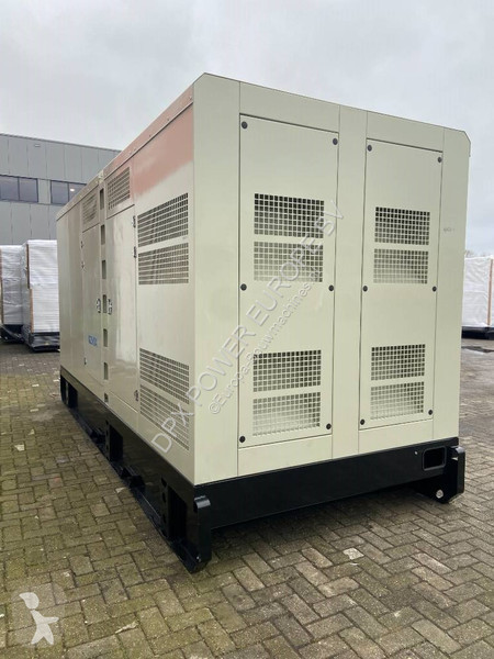 Matériel de chantier Doosan DP222LC - 825 kVA...