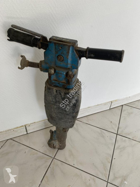 Matériel de chantier Doosan  MARTEAU-PIQUEUR 40