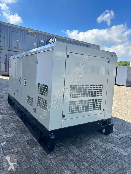 Materiaal voor de bouw Iveco NEF45TM3 - 132 kVA...