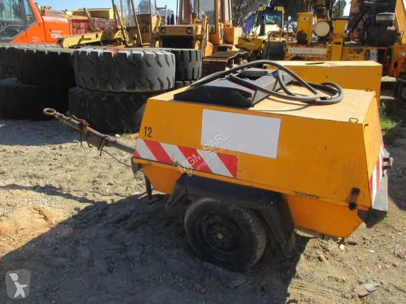 Utilaje de santier Atlas Copco  YA3