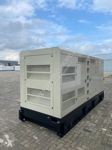 Entreprenørmaskiner Iveco CR13TE2A - 385 kVA...