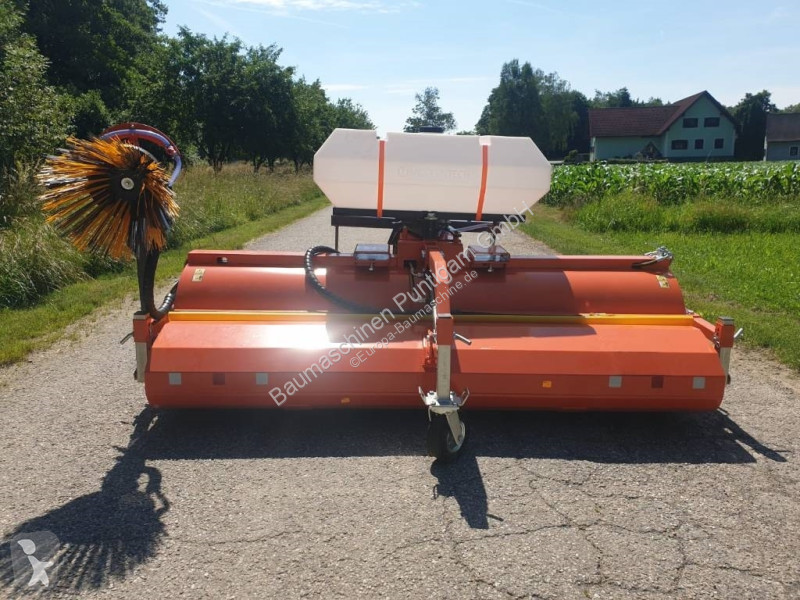 Stavebný stroj  KEH Kehrmaschine 2,4 m mit JCB...