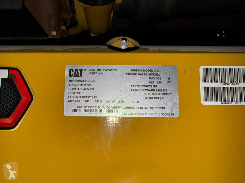 آلة لمواقع البناء Caterpillar Caterpillar...