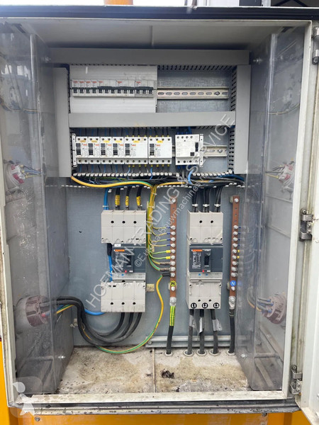 آلة لمواقع البناء Volvo Penta SDMO 150KVA