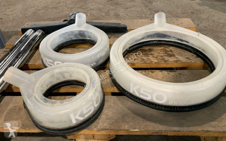 Stavebný stroj  aspirateur recycleur d'eau