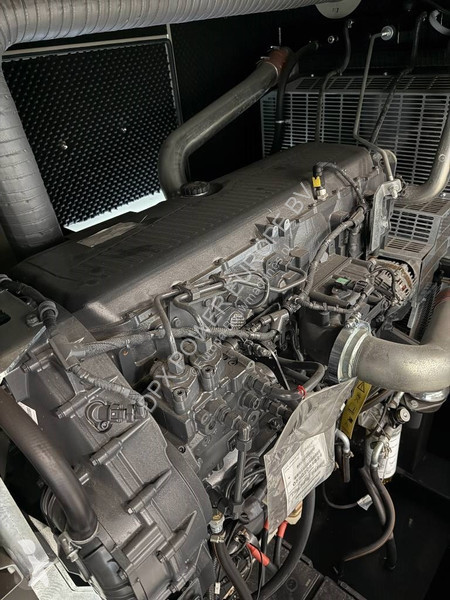 Stavebný stroj Iveco CR16TE1W - 660 kVA...