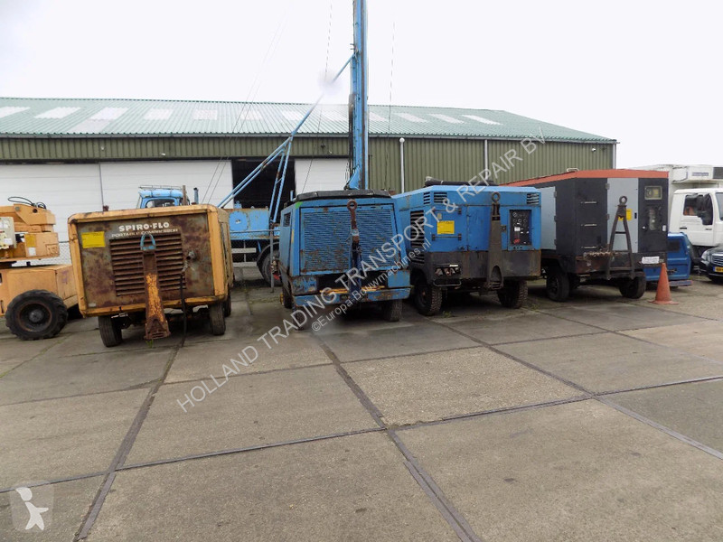 Stavebný stroj Cummins compressor cummins 12...