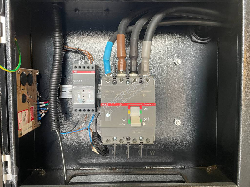 Stavebný stroj Cummins 6BT5.9-GM83 - 100 kVA...