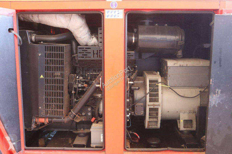 Utilaje de santier SDMO 110