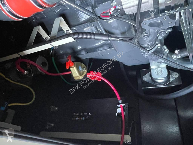 Materiaal voor de bouw Iveco NEF67TM4 - 188 kVA...