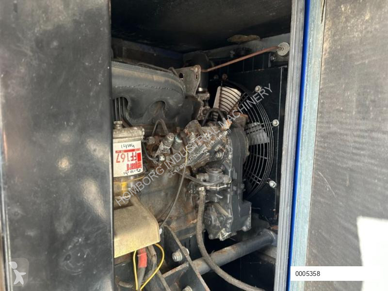 آلة لمواقع البناء Iveco Marelli 40 KVA...