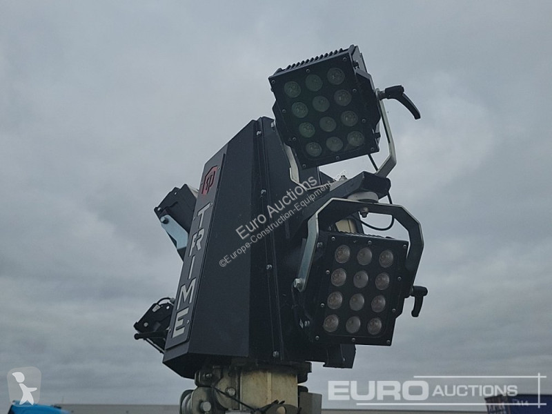 Materiaal voor de bouw  X SOLAR