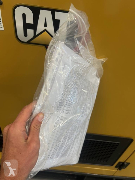 Material de obra Caterpillar DE88E0 - 88 kVA...