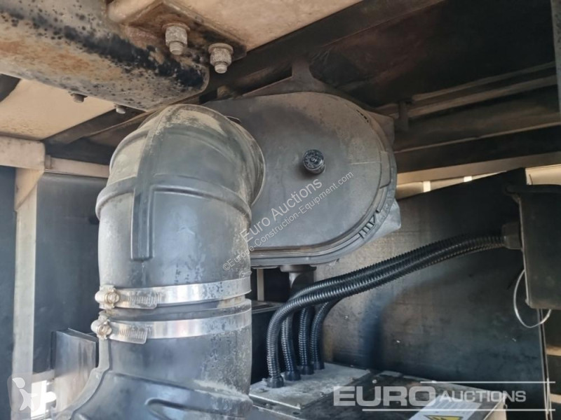 Material de obra JCB G300RSJD