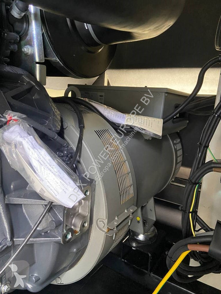 Entreprenørmaskiner Iveco CR13TE2A - 385 kVA...
